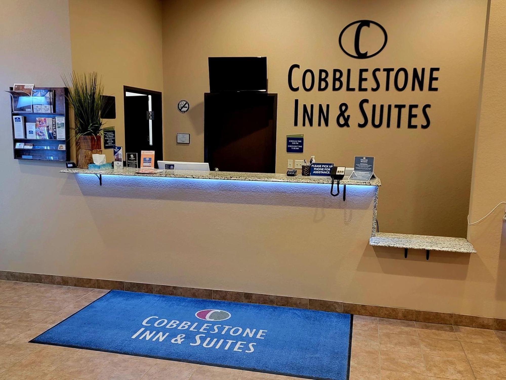 Cobblestone Inn & Suites Maryville Екстериор снимка
