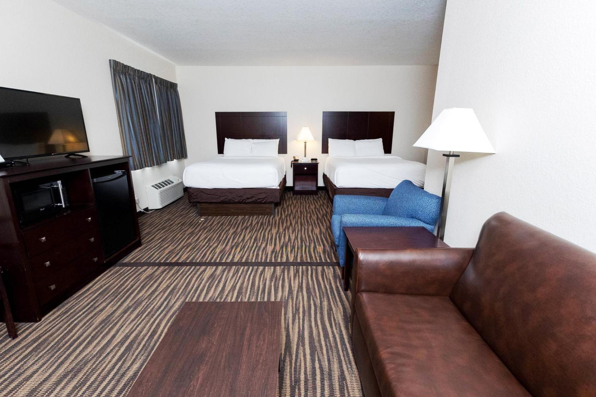 Cobblestone Inn & Suites Maryville Екстериор снимка