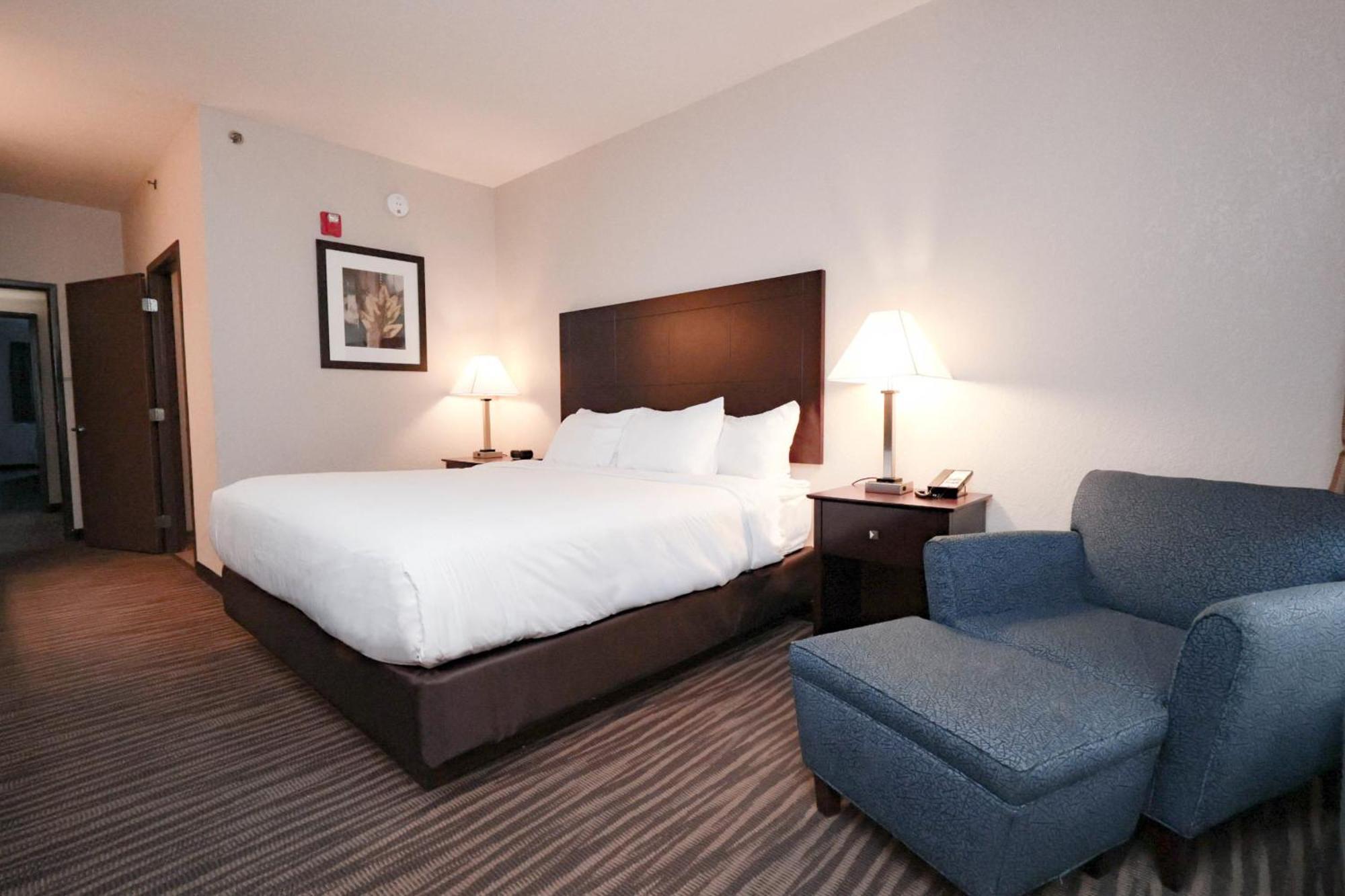 Cobblestone Inn & Suites Maryville Екстериор снимка