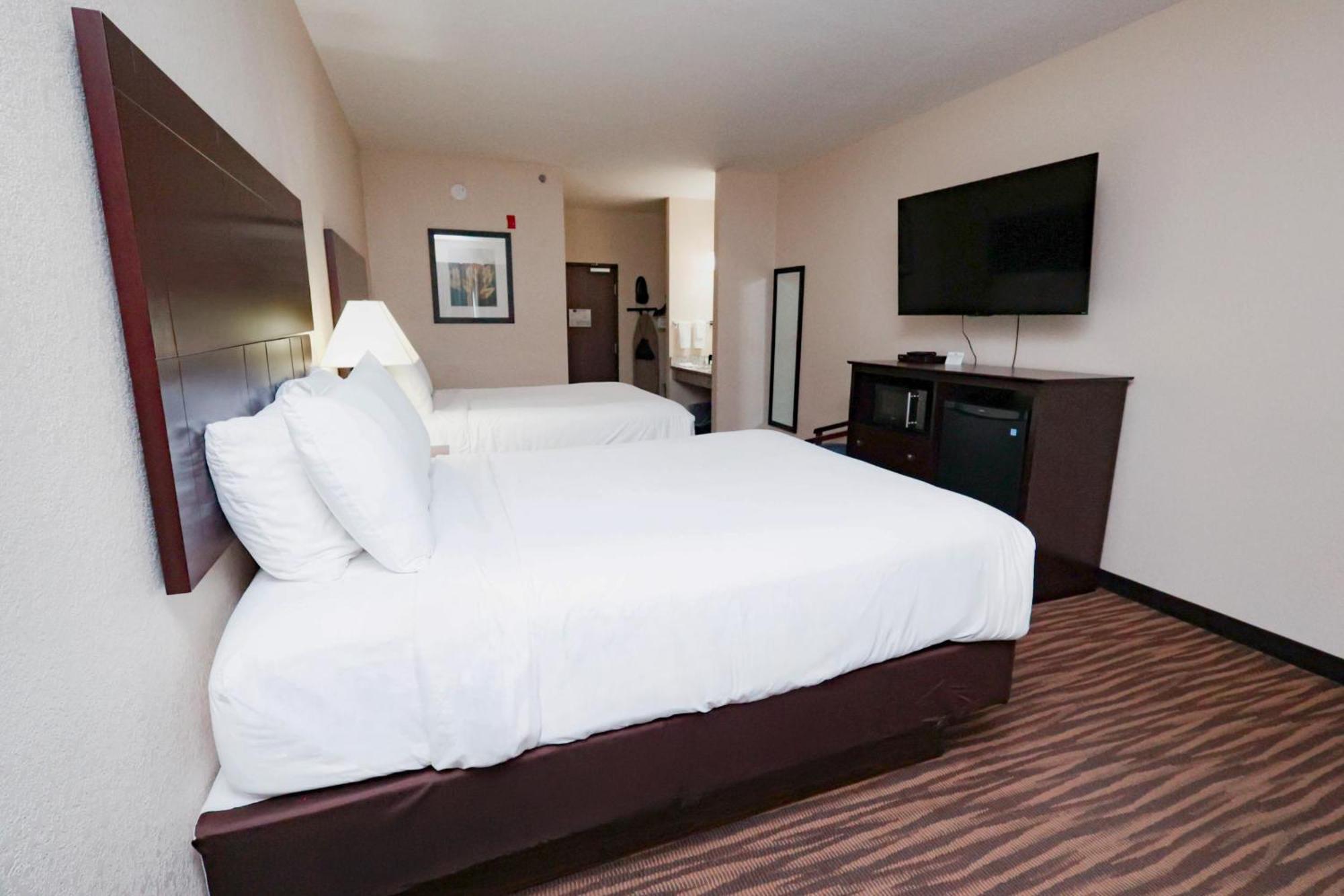 Cobblestone Inn & Suites Maryville Екстериор снимка