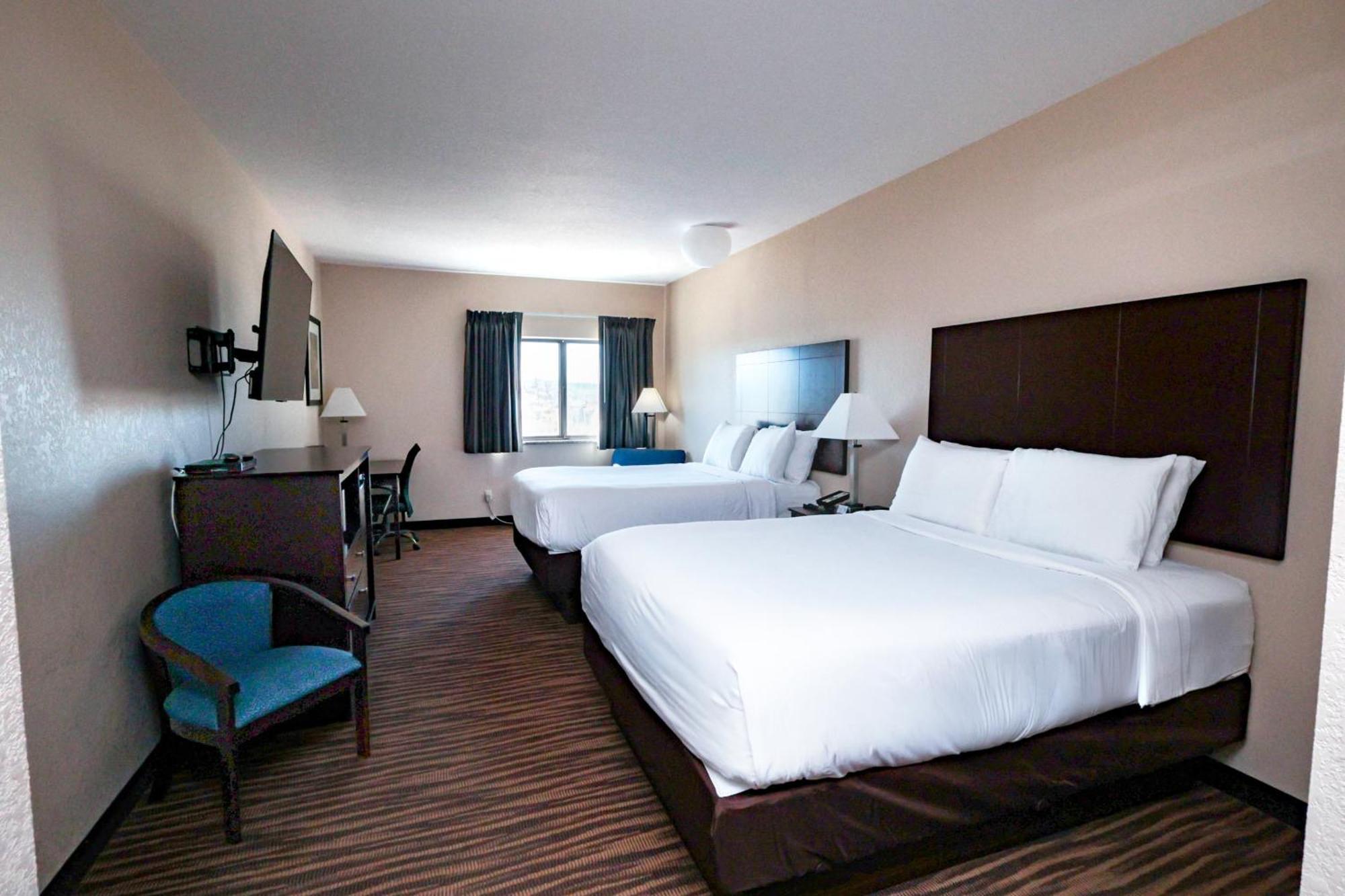 Cobblestone Inn & Suites Maryville Екстериор снимка