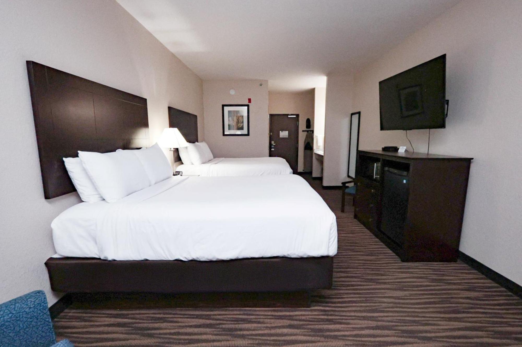 Cobblestone Inn & Suites Maryville Екстериор снимка