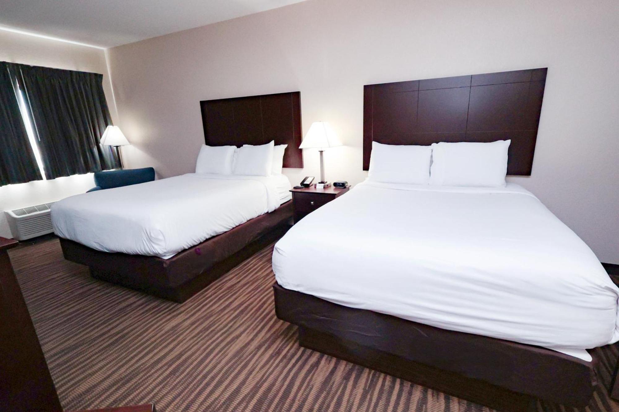 Cobblestone Inn & Suites Maryville Екстериор снимка